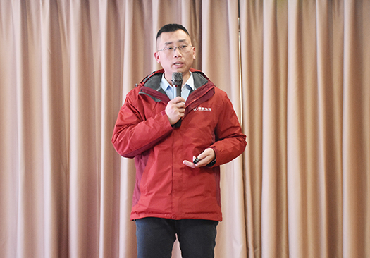 4.陈总.jpg