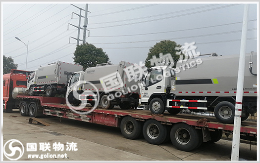 新闻图片环卫车.jpg